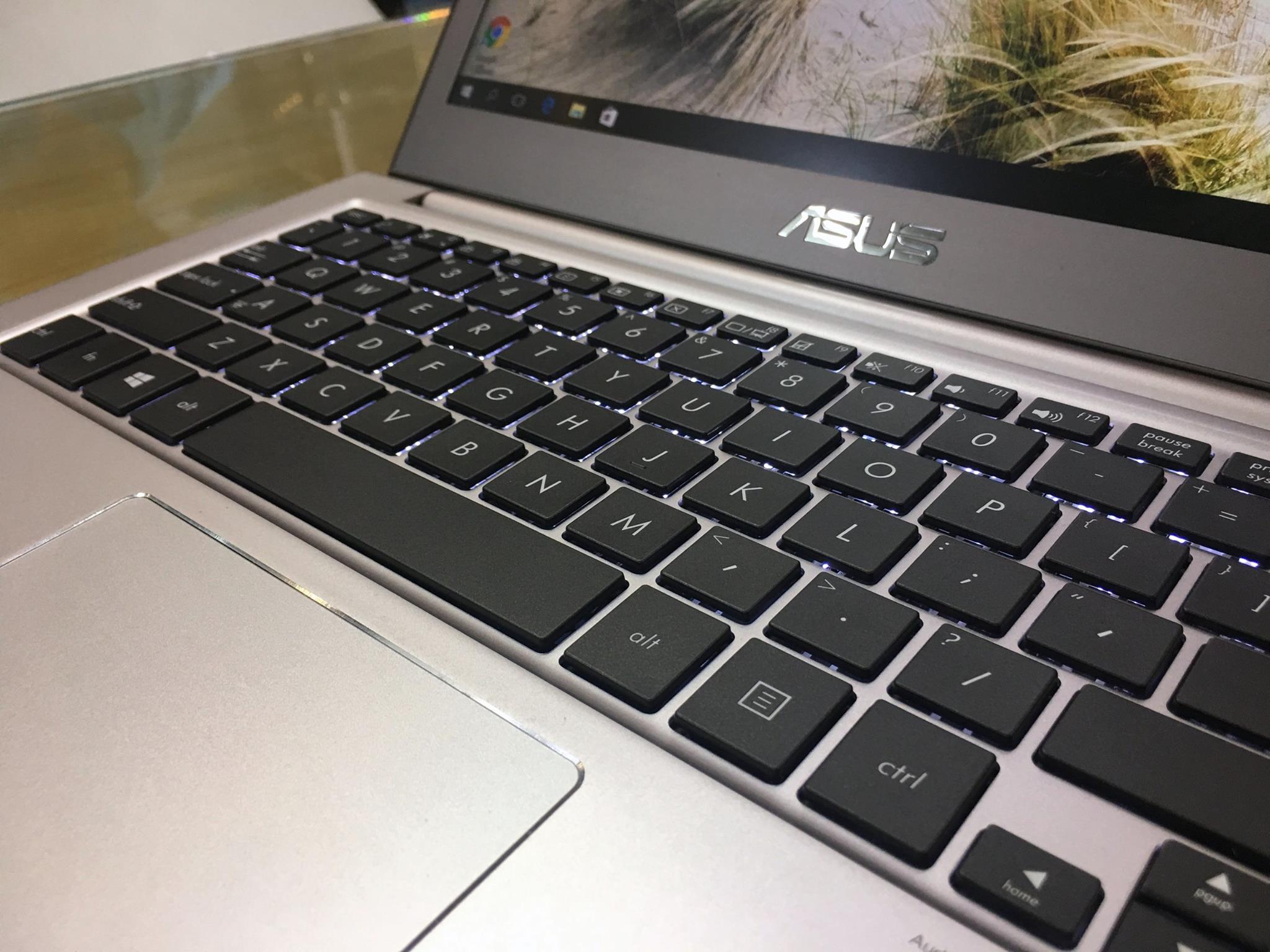 Laptop Asus Zenbook UX303UB-6.jpg